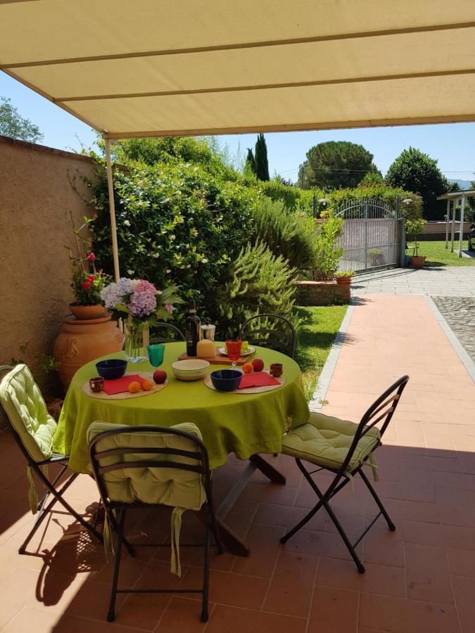 Il Casale Lägenhet Lucca Exteriör bild