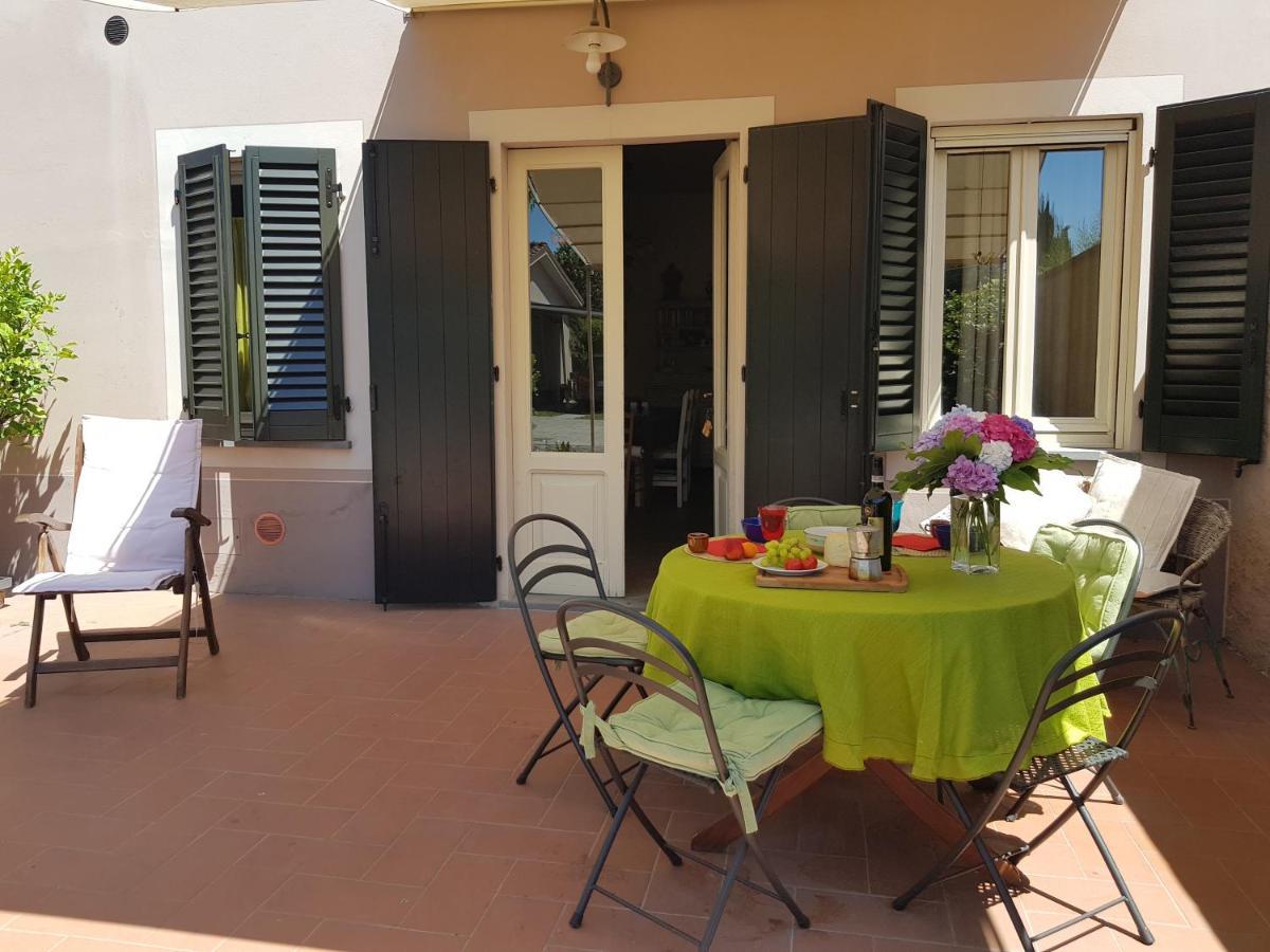 Il Casale Lägenhet Lucca Exteriör bild